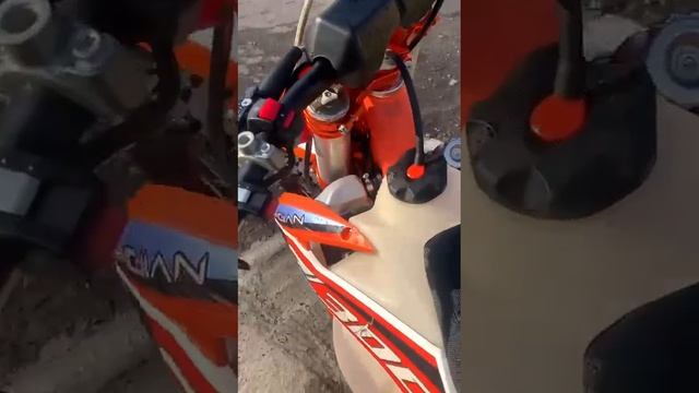 Нe хватает на новый мотоцикл? смотреть онлайн