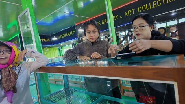 Деревня Инле: "женщины-жирафы" и Гора Попа: нашествие о? смотреть онлайн