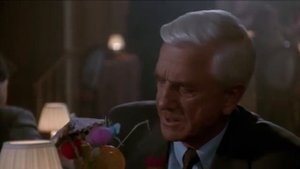 Голый пистолет 2 1/2 - Дешевая любовь