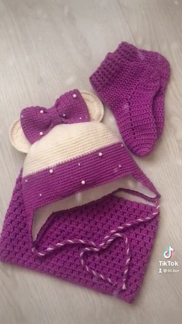 Комплект Шапка + Снуд + Носки детские смотреть онлайн