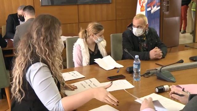 Сврљижани добили средства од Министарства за куповину куће са окућницом