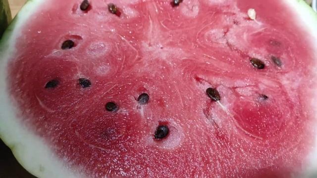 Нашла себе помощницу! 🤔/Малосольные огурчики 💯%/Заготовки к зиме🍒 смотреть онлайн