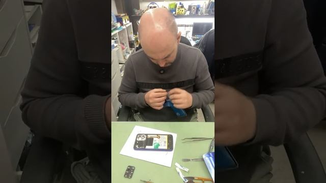 Замена экрана и задней крышки на vivo y21 смотреть онлайн