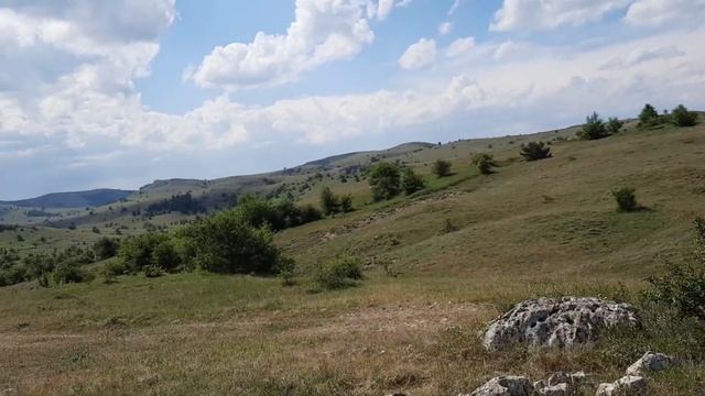 Крым. Плато ,,Караби - Яйла" Большое пасбище.  Красносёл? смотреть онлайн