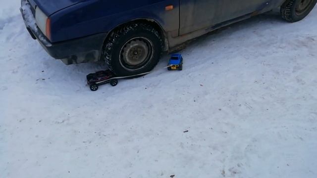 Играем в S Max монстертрак смотреть онлайн