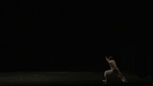 "Человек-бумага". Хореография Даниила Благова.
