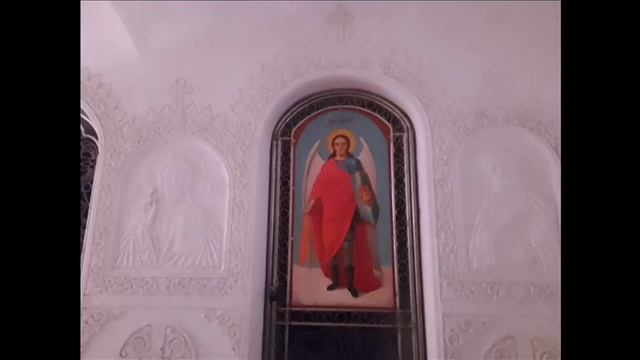 Костомаровский Спасский монастырь. Храм Серафима Сар?