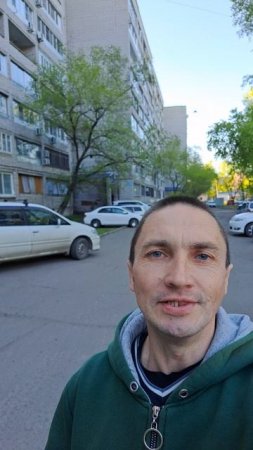 Необычные новости:Лето жаркое, приходится ходить каждый день дальше к морю