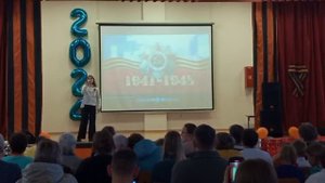 "Девчонка поет для солдат" музыка и слова Е. Плотниковой. Исполняет моя ученица Сидорова Екатерина.