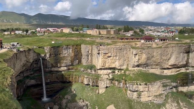 Террасы, водопады, каньоны и теснины на Хунзахском пла смотреть онлайн