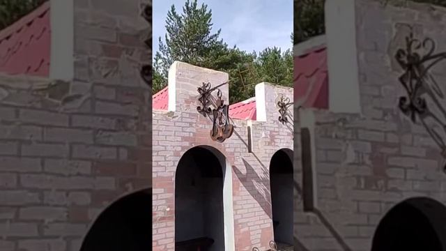 Андерсенград, Сосновый бор