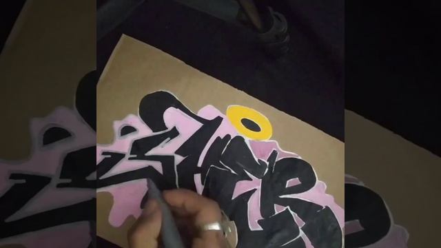 ПРОЦЕСС РИСОВАНИЕ ГРАФФИТИ НА БУМАГЕ #sheraone #граффитишера