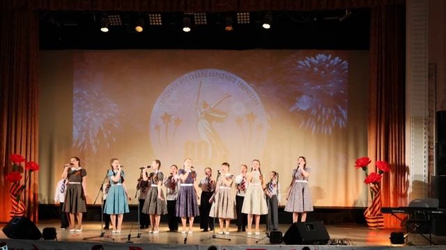 859 коллектив Карусель 14 человек смотреть онлайн