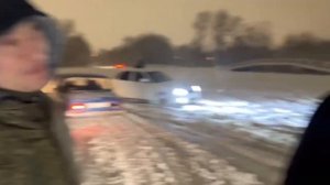 Дрифт не удался . Нива на заднем приводе .