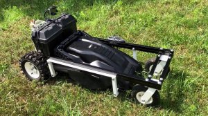 Радиоуправляемая газонокосилка 2.0