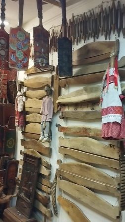 Там где сохраняется наша история. 15 декабря на канале #shorts #деревенскийбыт   #заброшенныедеревни