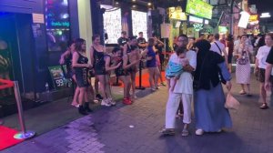 Все шоу на месте! Волкин стрит сегодня.  walking street Паттай