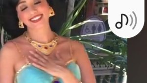 подборка милых пар из диснейлендеда Meeting jasmine
