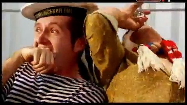 Пающие Трусы - Тазик оливье (смешной клип).mp4 смотреть онлайн