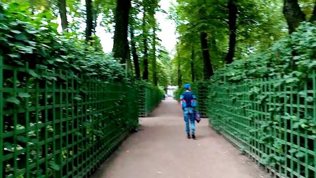 Летний сад в Санкт-Петербурге. смотреть онлайн