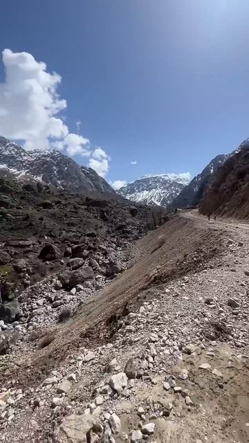 Таджикский рэп в горах Таджикистана смотреть онлайн