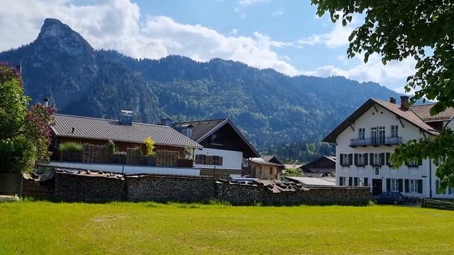 Самая красивая альпийская деревня в Баварии, расписны