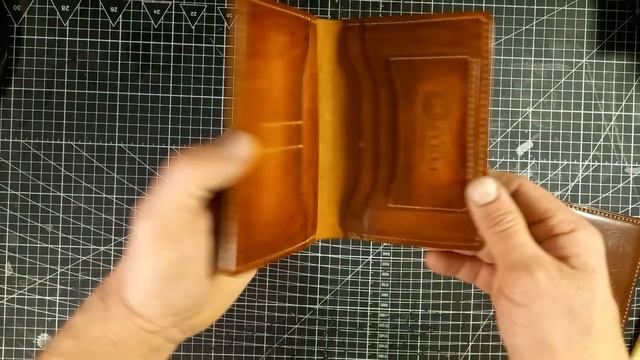 Докхолдер из кожи своими руками. Обработка уреза комб?
