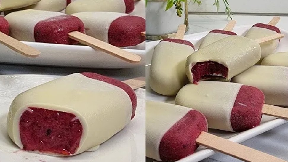 Домашнее мороженое, которое я никогда не устаю есть, сливочное, которое тает во рту.🍓🍓🍓
