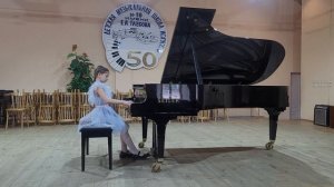 Дубовская-Пышная В.8 лет 
Ж.Меньюар Меланхолическая рыбка