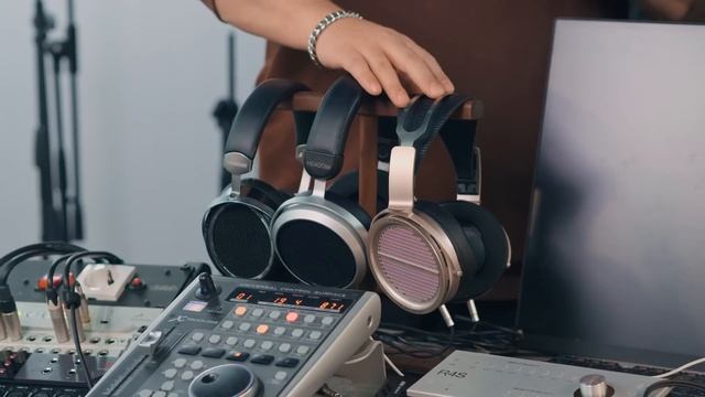 ПОСТРОИЛ СТУДИЮ МЕЧТЫ СВОИМИ РУКАМИ! Делюсь Опытами и смотреть онлайн