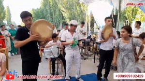 Akmalcha Quva Bir yigit yayrasa yayrabdida. Do'stlar sog' bo'lsin. Акмалча кува 👍 Bosishni unutmang