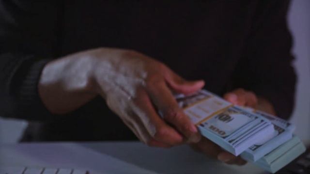 Так делают богатые: 3 места, куда нужно положить соль