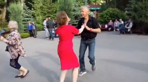 За четыре моря!!! Танцы в парке Горького!!! Харьков 2021