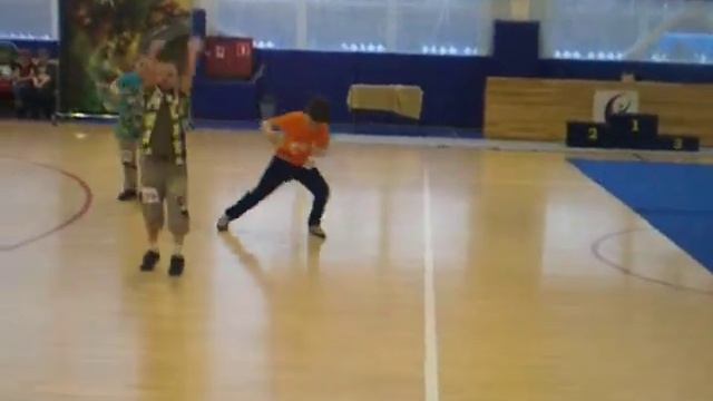 хип хоп 2 смотреть онлайн