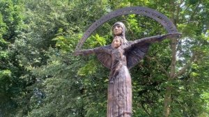 Свято-Тихоновский монастырь - Торопец. Освящение скульптуры Пресвятой Богородицы, скульптор Потоцки