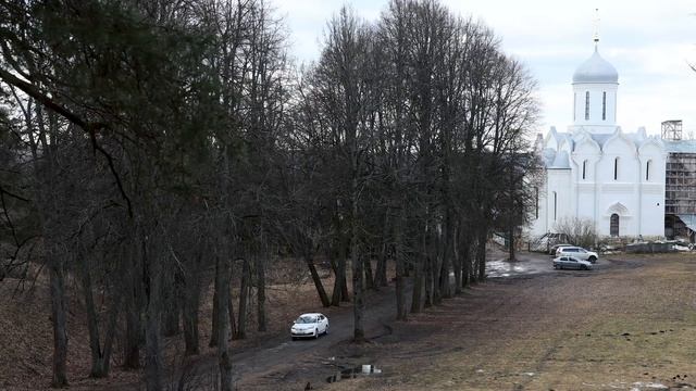На электрокаре в древний Звенигород: успеть всё за 1 де