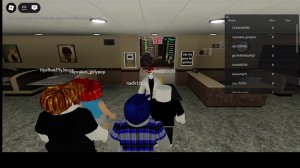 Играю в ПОПАДИ В ПОХОД В РОБЛОКС ( 2 часть )