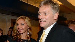 Дочери Татьяны Навки и Дмитрия Пескова выбрали одинаковый стиль для вечеринки.