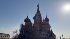 Парящий храм Василия Блаженного