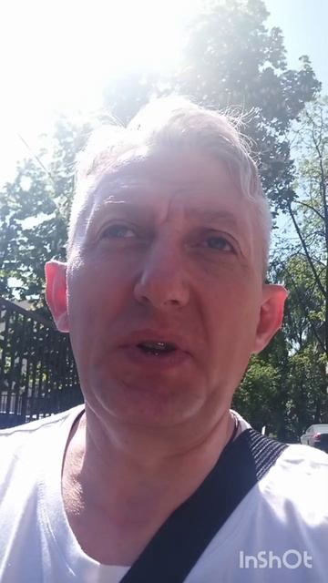 Что делать с длинным клювом у попугая?