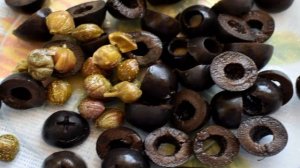 Говядина, тушеная  по-провански в томатном соусе