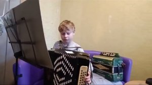 Учимся играть по нотам Как под горкой ,под горой на гар