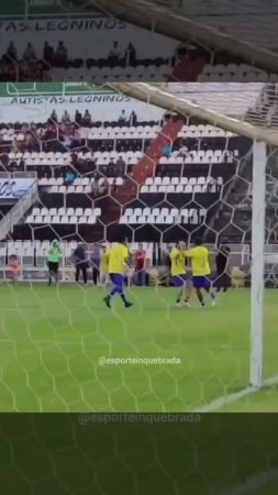 Роналдиньо все ещё хорош