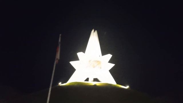 Курган Бессмертия в Брянске вечером