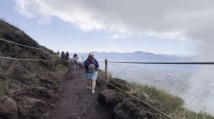 Везувий просыпается? Вулканы Планеты активизируются?