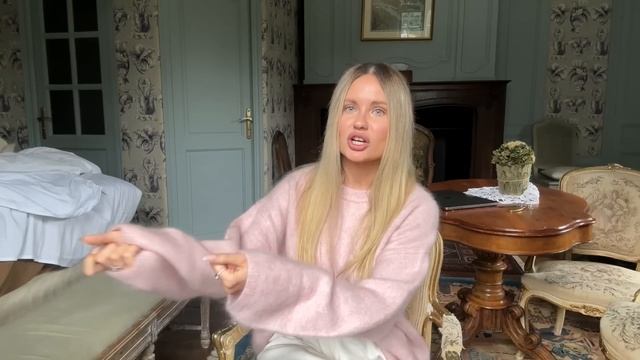 ФРАНЦИЯ 🇫🇷 Живем в шато XVII века, Мон Сен-Мишель, Этре? смотреть онлайн