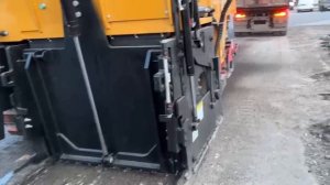 Дорожная гусеничная фреза SANY SCM1300FC в работе