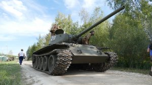 Средний танк Т-44 на военно-историческом слёте "Моторы Войны", август 2022 года