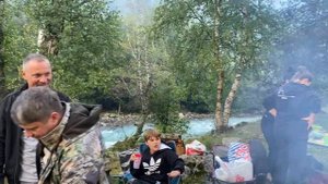 Отдых в горах с палатками в Махарском ущелье. Карачаев