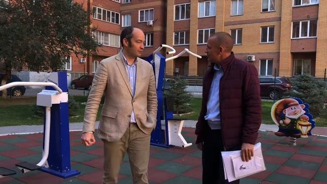 Дом Владимировская, 21 получил новые элементы детской площадки, сентябрь 2022 г.